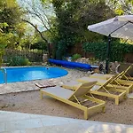 Cosy Getaway 度假居 Gostinjac