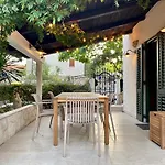 Cosy Getaway 度假居 Gostinjac
