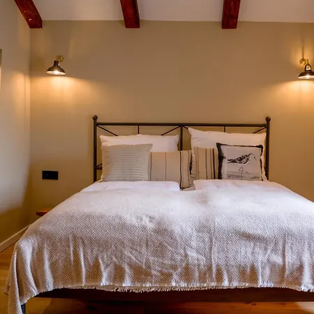 בית נופש Cosy Getaway Gostinjac