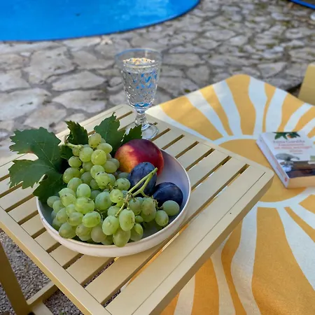 Cosy Getaway בית נופש *